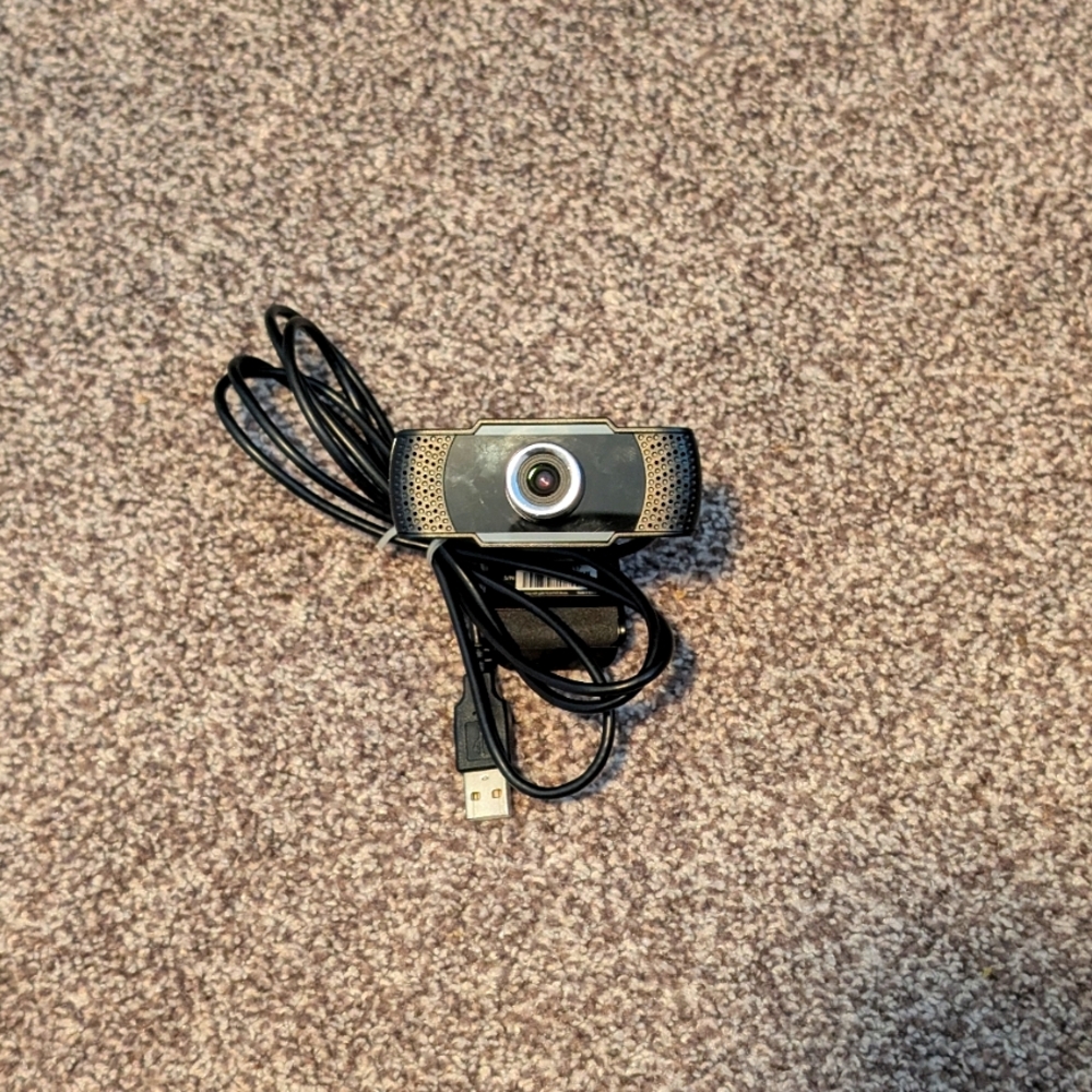 Adesso Cybertrack H4 2.1MP 1080P Webcam